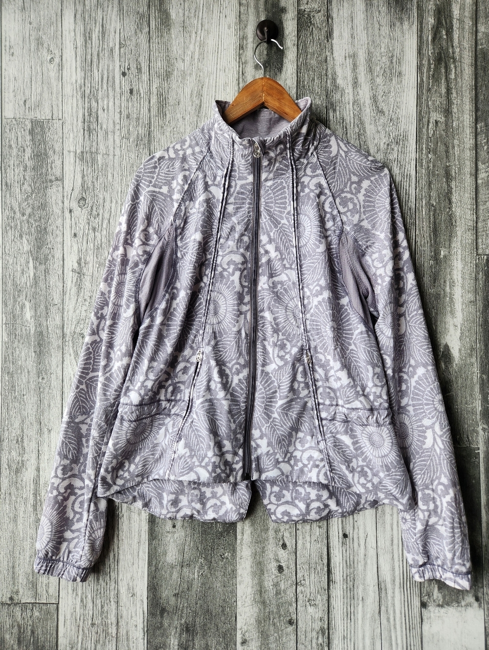Lululemon Run Travel To Track Jacket Print Beachy Floral White Fossil